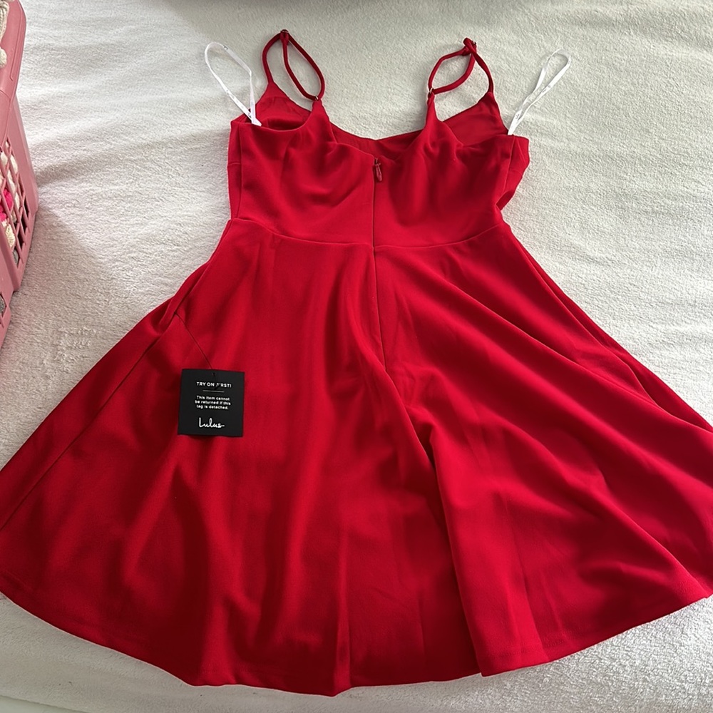 Red dress (brand-Lulus) New with Tags!! Never worn.